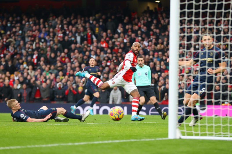 LONDON, ENGLAND - JANUARY 23: Alexandre Lacazette of Arsenal shoots wide during the Premier League match between Arsenal and Burnley at Emirates Stadium on January 23, 2022 in London, England. (Photo by Catherine Ivill/Getty Images)