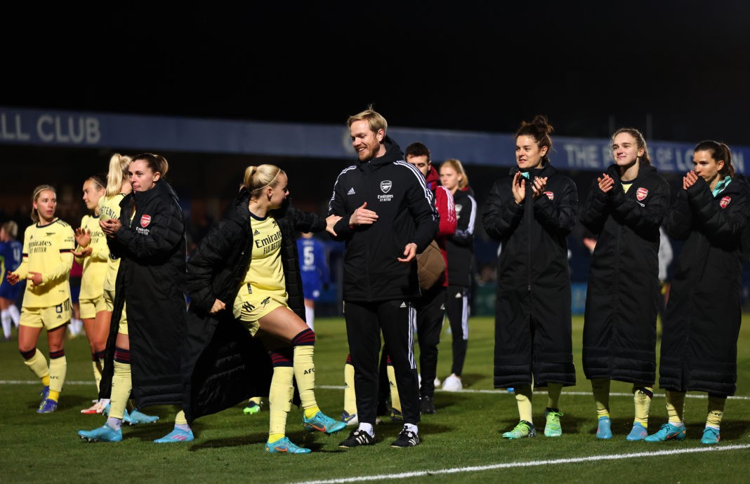 KINGSTON UPON THAMES, ENGLAND - FEBRUARY 11: Players of Arsenal Women interact with the crowd following the Barclays FA Women's Super League match between Chelsea Women and Arsenal Women at Kingsmeadow on February 11, 2022 in Kingston upon Thames, England. (Photo by Marc Atkins/Getty Images)