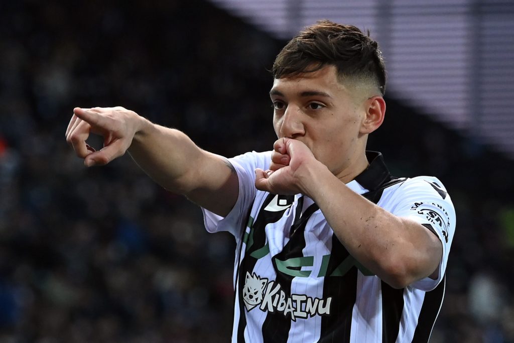 UDINE, ITALY: Nahuel Molina of Udinese Calcio celebrates after scoring the opening goal during the Serie A match between Udinese Calcio and AS Roma at Dacia Arena on March 13, 2022. (Photo by Alessandro Sabattini/Getty Images)