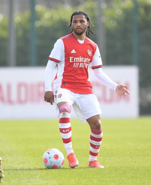 Mauro Bandeira playing for the Arsenal academy (Photo via Bandeira on Instagram)