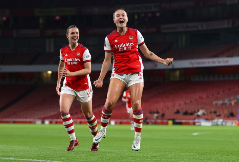 LONDON, ENGLAND - MAY 04: Caitlin Foord of Arsenal celebrates after scoring their side's second goal with Lotte Wubben-Moy during the Barclays FA Women's Super League match between Arsenal Women and Tottenham Hotspur Women at Emirates Stadium on May 04, 2022 in London, England. (Photo by Catherine Ivill/Getty Images)