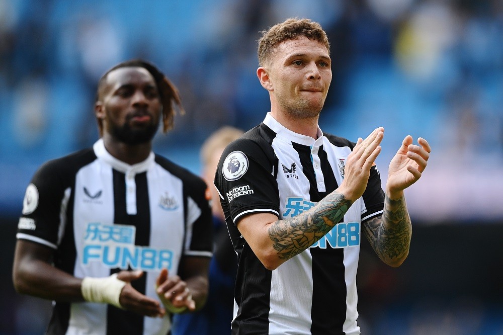 MANCHESTER, ENGLAND: Kieran Trippier of Newcastle United applauds their fans after the final whistle of the Premier League match between Manchester City and Newcastle United at Etihad Stadium on May 08, 2022. (Photo by Stu Forster/Getty Images)