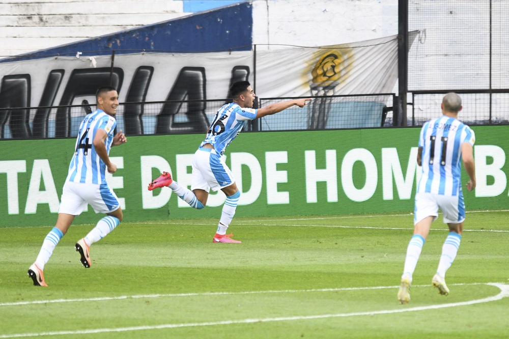AVELLANEDA, ARGENTINA: Carlos Alcaraz of Racing Club celebrates the first goal of his team during a match between Racing Club and Union as part of Copa Diego Maradona 2020 at Presidente Peron Stadium on November 28, 2020. (Photo by Rodrigo Valle/Getty Images)