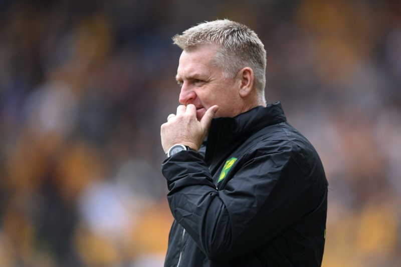 WOLVERHAMPTON, ENGLAND - MAY 15: Dean Smith, Manager of Norwich City looks on during the Premier League match between Wolverhampton Wanderers and Norwich City at Molineux on May 15, 2022 in Wolverhampton, England. (Photo by Laurence Griffiths/Getty Images)