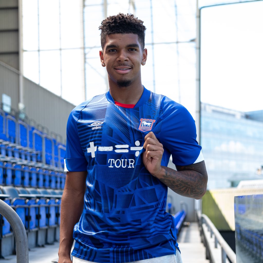 Tyreece John-Jules after signing for Ipswich Town on loan (Photo via Ipswich Town on Twitter)