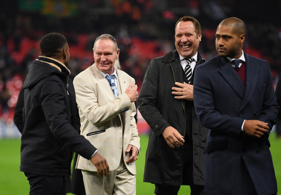 LONDON, ENGLAND - NOVEMBER 14: Paul Gascoigne, Jermaine Defoe and David Seaman share a joke at half-time during the UEFA Euro 2020 qualifier between England and Montenegro at Wembley Stadium on November 14, 2019 in London, England. (Photo by Michael Regan/Getty Images)