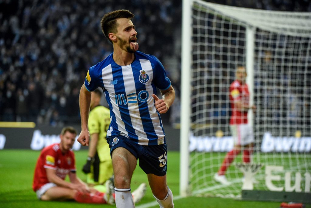 FC Porto's Portuguese midfielder Fabio Vieira celebrates after scoring a goal during the Portuguese league football match between FC Porto and SL Benfica at the Dragao stadium in Porto on December 30, 2021. (Photo by MIGUEL RIOPA / AFP) (Photo by MIGUEL RIOPA/AFP via Getty Images)