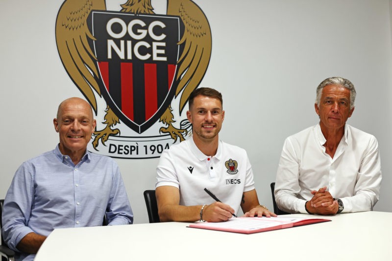 Aaron Ramsey signs for OGC Nice [via OGC Nice]