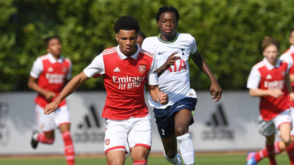 Ethan Nwaneri playing for the Arsenal u18s (Photo via Arsenal Academy on Twitter)