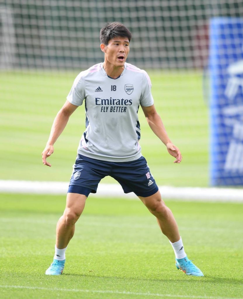 Takehiro Tomiyasu trains with Arsenal (Photo via Arsenal.com)