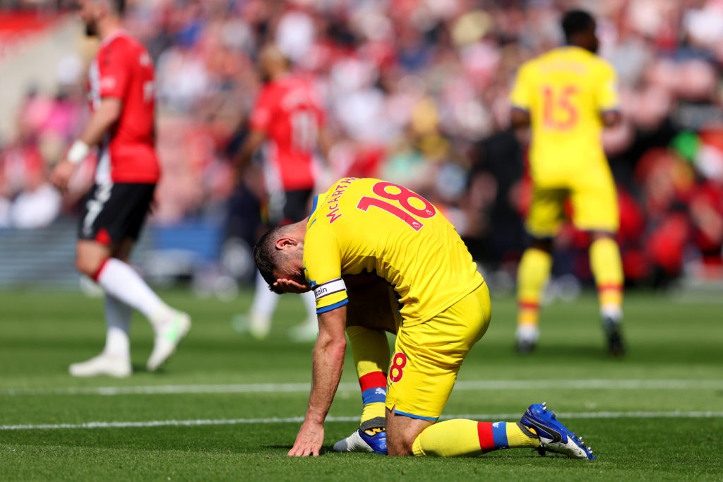 SOUTHAMPTON, ENGLAND: James McArthur of Crystal Palace reacts during the Premier League match between Southampton and Crystal Palace at St Mary's Stadium on April 30, 2022. (Photo by Warren Little/Getty Images)