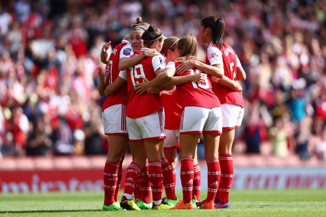 LONDON, ENGLAND - SEPTEMBER 24: Vivianne Miedema of Arsenal (hidden) celebrates with teammates after scoring their team's second goal during the FA Women's Super League match between Arsenal and Tottenham Hotspur at Emirates Stadium on September 24, 2022 in London, England. (Photo by Clive Rose/Getty Images)