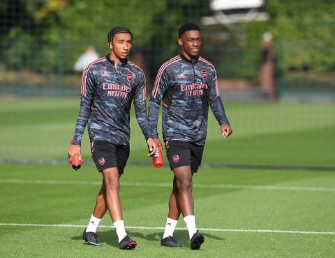 Khayon Edwards (R) in first-team training alongside Bradley Ibrahim (Photo via Edwards on Instagram)