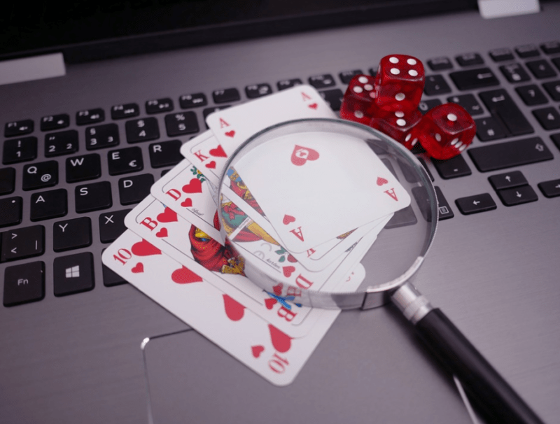 online poker gambling betting