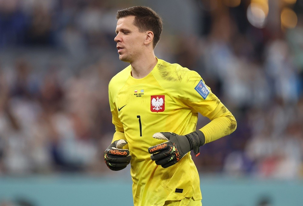 DOHA, QATAR: Wojciech Szczesny of Poland during the FIFA World Cup Qatar 2022 Group C match between Poland and Argentina at Stadium 974 on November 30, 2022. (Photo by Catherine Ivill/Getty Images)