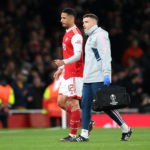 LONDON, ENGLAND - MARCH 16: William Saliba of Arsenal leaves the pitch after picking up an injury during the UEFA Europa League round of 16 leg two match between Arsenal FC and Sporting CP at Emirates Stadium on March 16, 2023 in London, England. (Photo by Shaun Botterill/Getty Images)