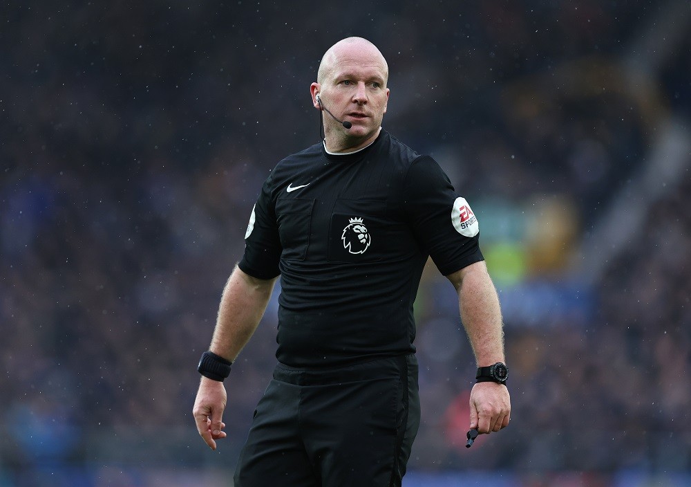LIVERPOOL, ENGLAND: Referee Simon Hooper during the Premier League match between Everton FC and Brentford FC at Goodison Park on March 11, 2023. (Photo by Alex Livesey/Getty Images)