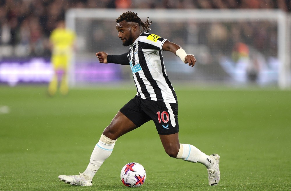 LONDON, ENGLAND: Allan Saint-Maximin of Newcastle during the Premier League match between West Ham United and Newcastle United at London Stadium on April 05, 2023. (Photo by Alex Pantling/Getty Images)