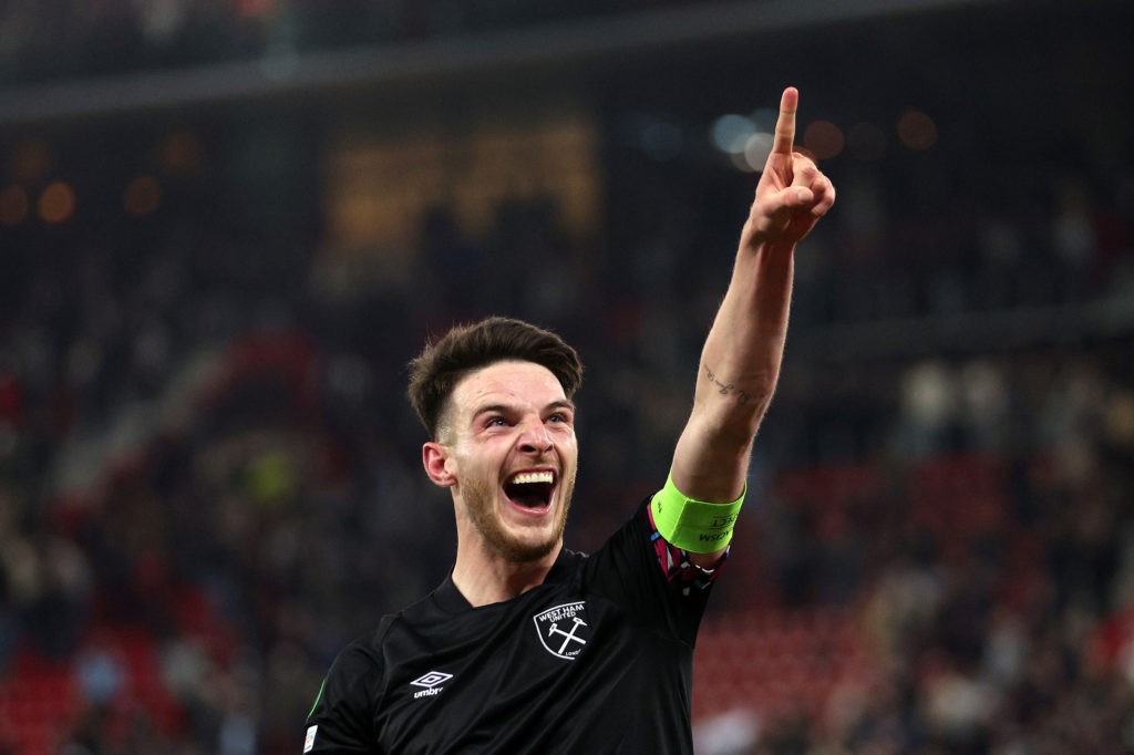 Declan Rice Arsenal transfers - ALKMAAR, NETHERLANDS - MAY 18: Declan Rice of West Ham United celebrates victory after the UEFA Europa Conference League semi-final second leg match between AZ Alkmaar and West Ham United at AFAS Stadion on May 18, 2023 in Alkmaar, Netherlands. (Photo by Dean Mouhtaropoulos/Getty Images)
