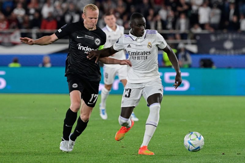 Arsenal transfer news - Frankfurt's German midfielder Sebastian Rode (L) and Real Madrid's French defender Ferland Mendy vie for the ball during the UEFA Super Cup football match between Real Madrid vs Eintracht Frankfurt in Helsinki, on August 10, 2022. (Photo by JAVIER SORIANO/AFP via Getty Images)