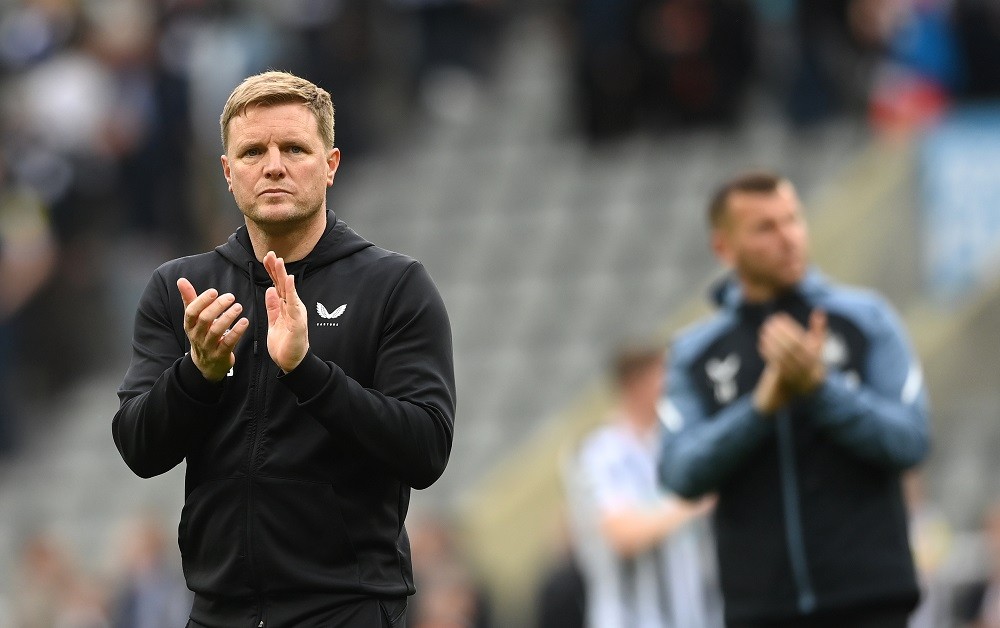 NEWCASTLE UPON TYNE, ENGLAND: Newcastle head coach Eddie Howe applauds the fans after the Premier League match between Newcastle United and Arsenal FC at St. James Park on May 07, 2023. (Photo by Stu Forster/Getty Images)