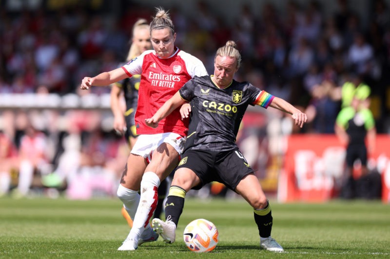 BOREHAMWOOD, ENGLAND - MAY 27: Steph Catley of Arsenal and Remi Allen of Aston Villa battle for possession during the FA Women's Super League match between Arsenal and Aston Villa at Meadow Park on May 27, 2023 in Borehamwood, England. (Photo by Catherine Ivill/Getty Images)