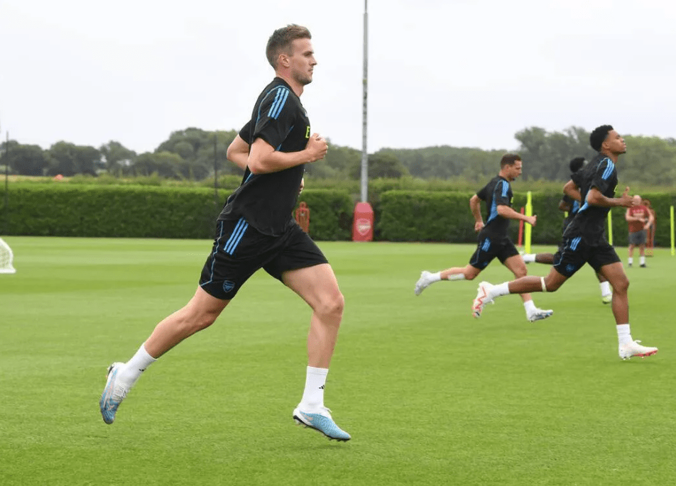 Rob Holding during an Arsenal training session (Photo via Arsenal.com)