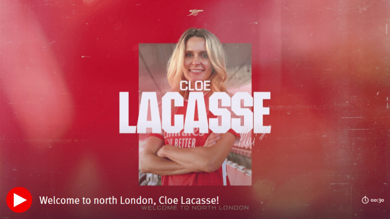 Cloe Lacasse signs for Arsenal (image via Arsenal.com)