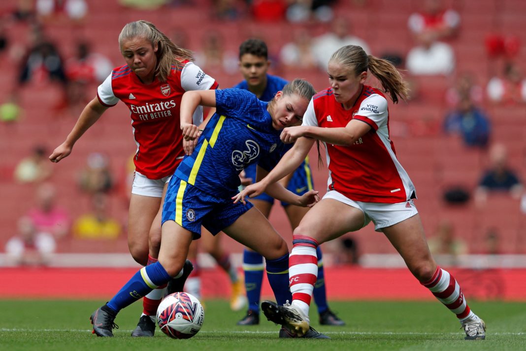 Chelsea's English midfielder Grace Palmer (C) vies with Arsenal's Freya Godfrey (R) during the pre-season friendly women's football match between Arsenal and Chelsea at The Emirates Stadium in north London on August 1, 2021. (Photo by ADRIAN DENNIS/AFP via Getty Images)