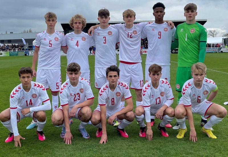 Denmark's U17 team with Chido Obi at number 9