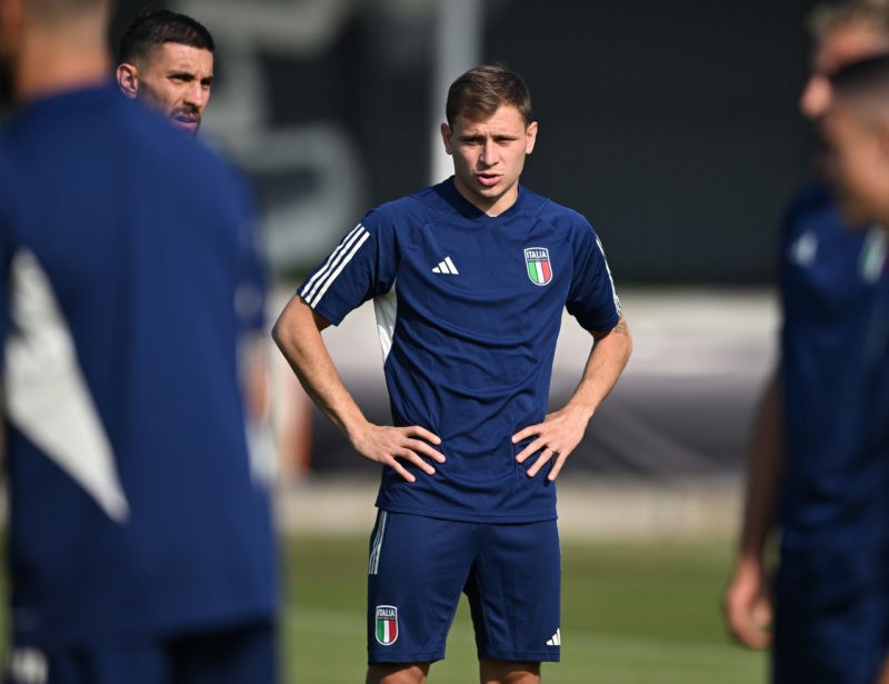 OLDENZAAL, NETHERLANDS - JUNE 17: Nicolo Barella of Italy warms up during the UEFA Nations League 2022/23 at K.V.V Quick '20 Stadium on June 17, 2023 in Oldenzaal, Netherlands. (Photo by Claudio Villa/Getty Images)