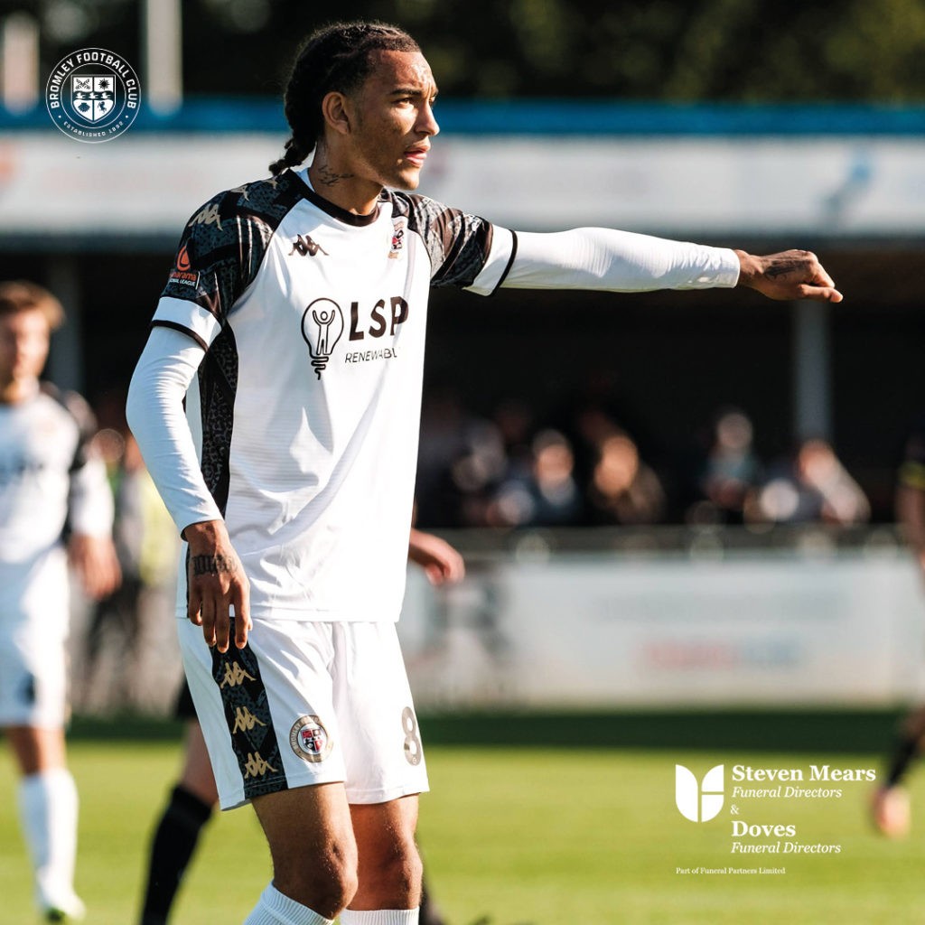 Kido Taylor-Hart playing for Bromley FC (Photo by Martin Greig via Bromley FC on Twitter)