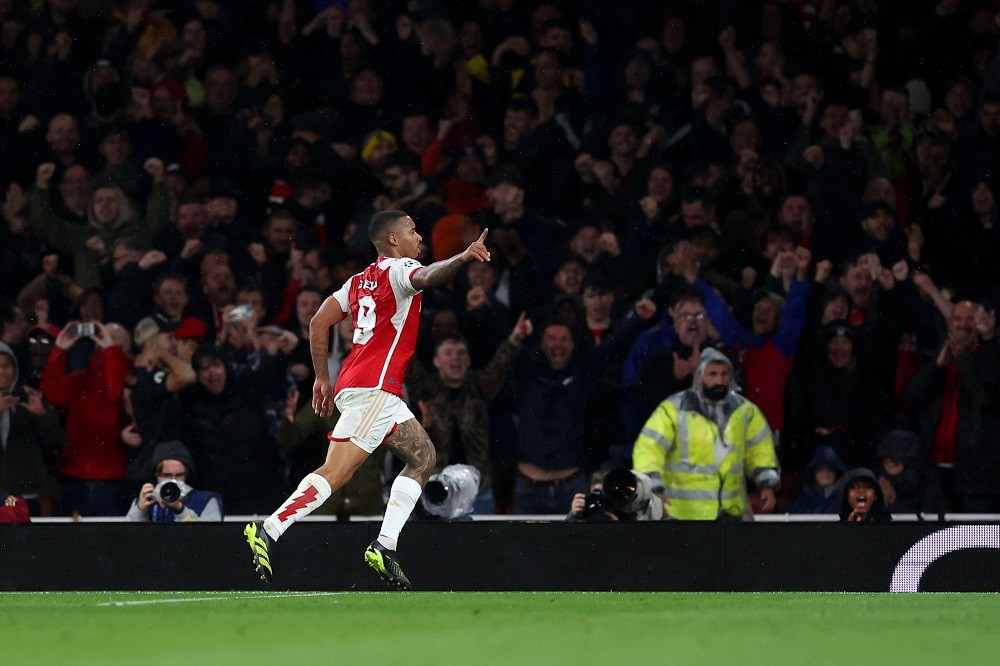 LONDON, ENGLAND: Gabriel Jesus of Arsenal celebrates after scoring the team's third goal during the UEFA Champions League match between Arsenal FC and PSV Eindhoven at Emirates Stadium on September 20, 2023. (Photo by Julian Finney/Getty Images)