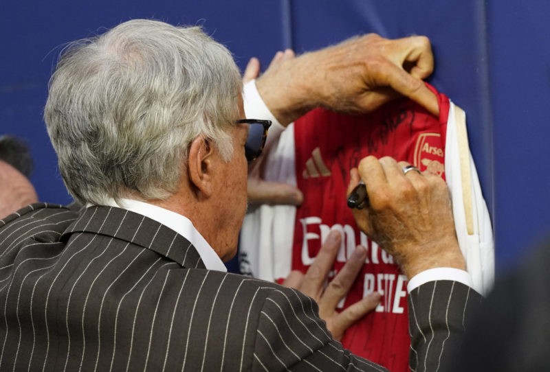 INGLEWOOD, CALIFORNIA - JULY 26: Stan Kroenke owner of Arsenal and the Los Angeles Rams, signs an autograph as he attends the pre-season friendly match between Arsenal and Barcelona at SoFi Stadium on July 26, 2023 in Inglewood, California. (Photo by Kevork Djansezian/Getty Images)