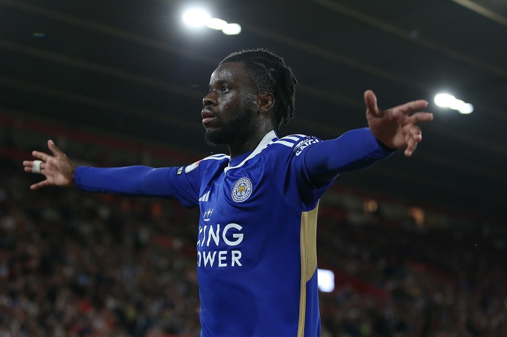 SOUTHAMPTON, ENGLAND: Stephy Mavididi of Leicester City celebrates after scoring the team's fourth goal during the Sky Bet Championship match between Southampton FC and Leicester City at Friends Provident St. Mary's Stadium on September 15, 2023. (Photo by Steve Bardens/Getty Images)