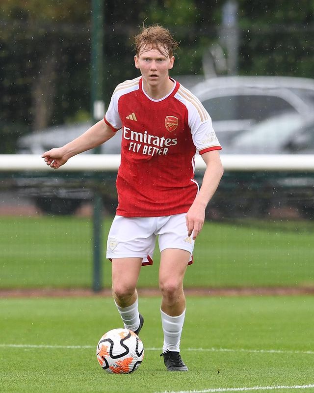 Jack Henry-Francis playing for the Arsenal u21s (Photo via Henry-Francis on Instagram)