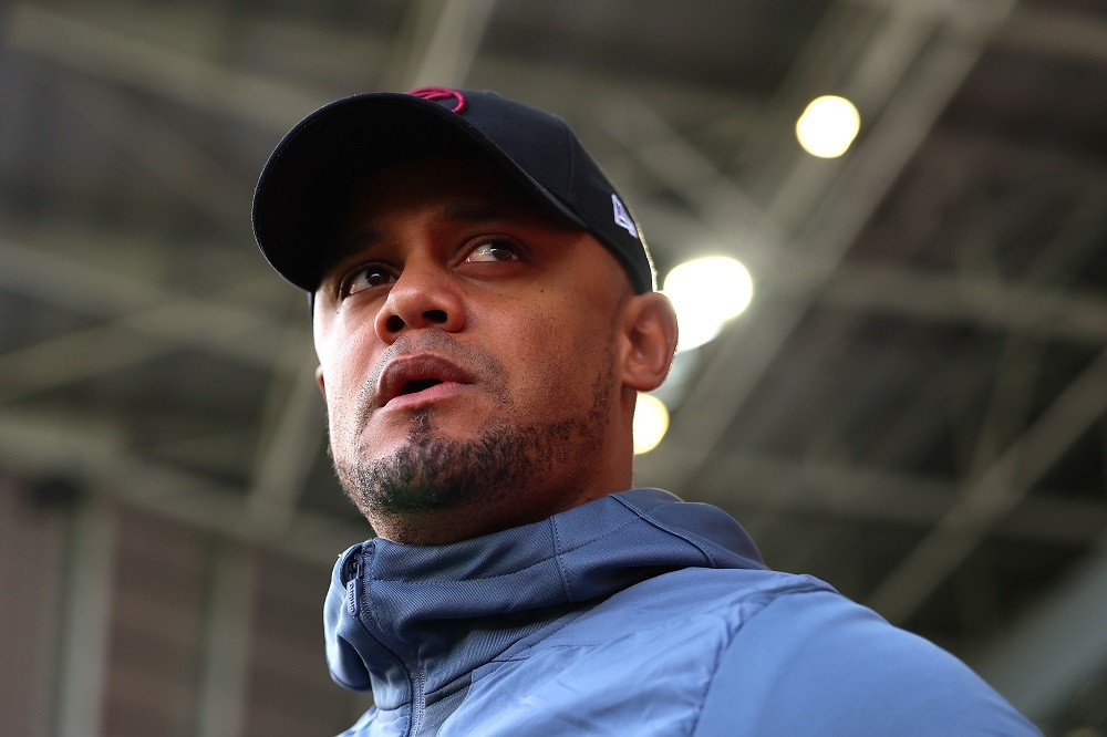 BRENTFORD, ENGLAND: Vincent Kompany, Manager of Burnley, looks on prior to the Premier League match between Brentford FC and Burnley FC at Gtech Community Stadium on October 21, 2023. (Photo by Tom Dulat/Getty Images)