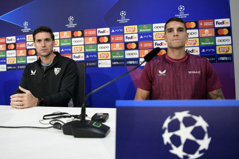 Sevilla's Argentinian forward Erik Lamela (R) and Sevilla's Uruguayan coach Diego Alonso hold a press conference at the Jose Ramon Cisneros Palacios sports city in Seville on October 23, 2023, on the eve of the UEFA Champions League 1st round day 3 Group B football match between Sevilla FC and Arsenal. (Photo by CRISTINA QUICLER/AFP via Getty Images)
