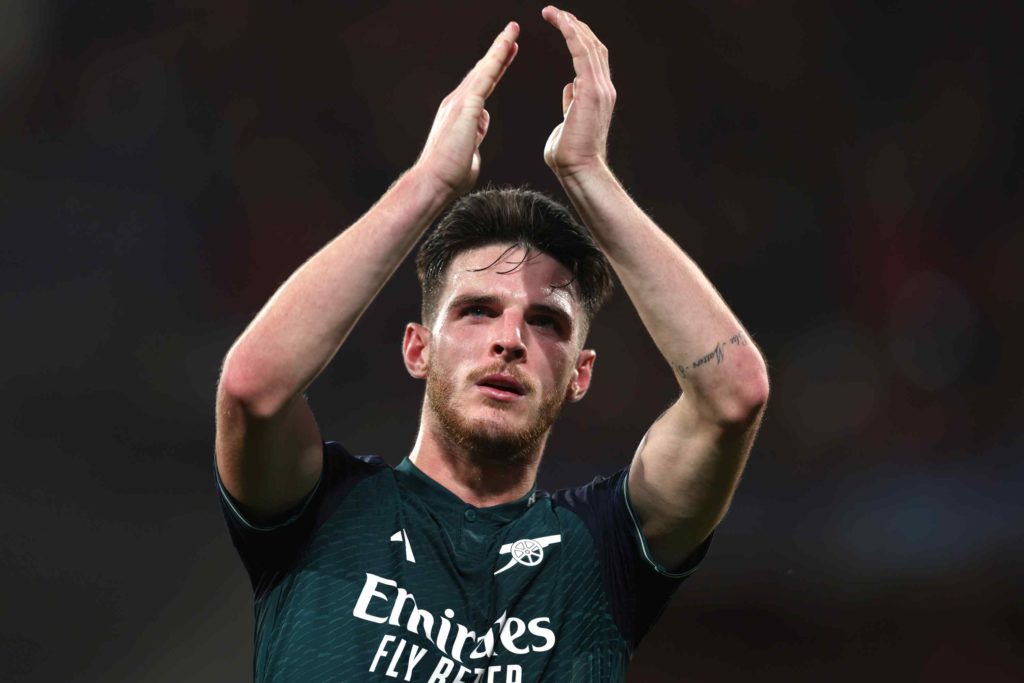 LENS, FRANCE - OCTOBER 03: Declan Rice of Arsenal applauds fans following defeat during the UEFA Champions League match between RC Lens and Arsenal FC at Stade Bollaert-Delelis on October 03, 2023 in Lens, France. (Photo by Alex Pantling/Getty Images)