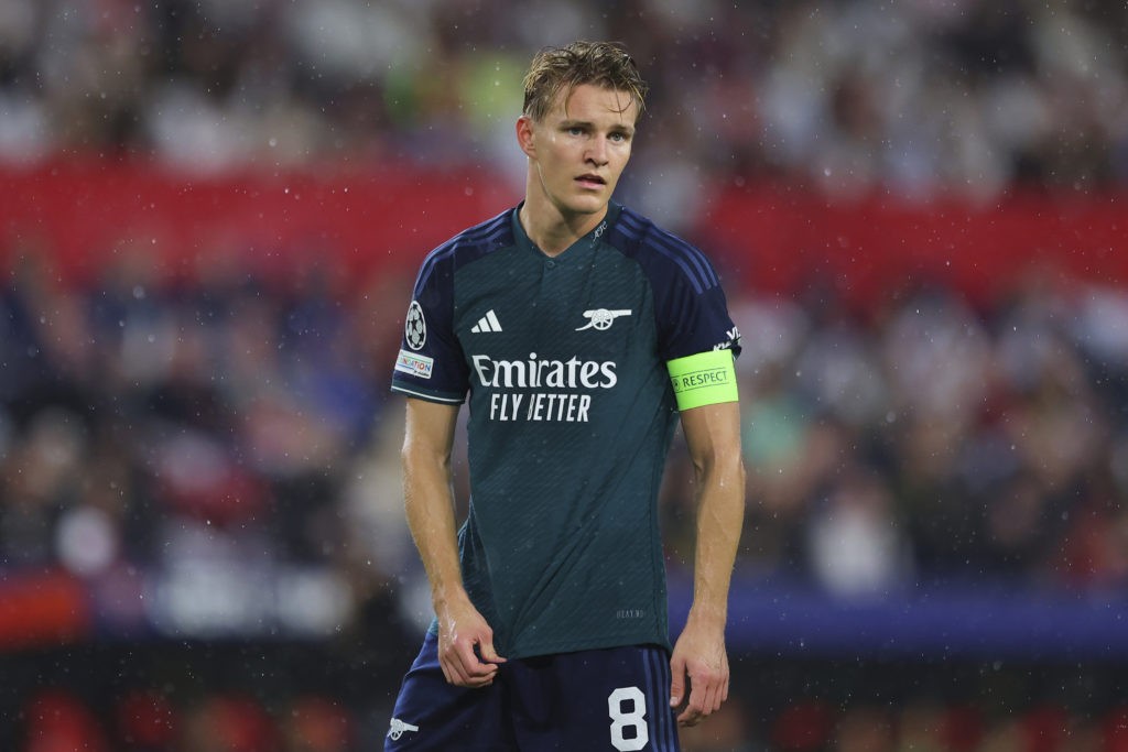 SEVILLE, SPAIN - OCTOBER 24: Martin Odegaard of Arsenal FC looks on during the UEFA Champions League match between Sevilla FC and Arsenal FC at Estadio Ramon Sanchez Pizjuan on October 24, 2023 in Seville, Spain. (Photo by Fran Santiago/Getty Images)