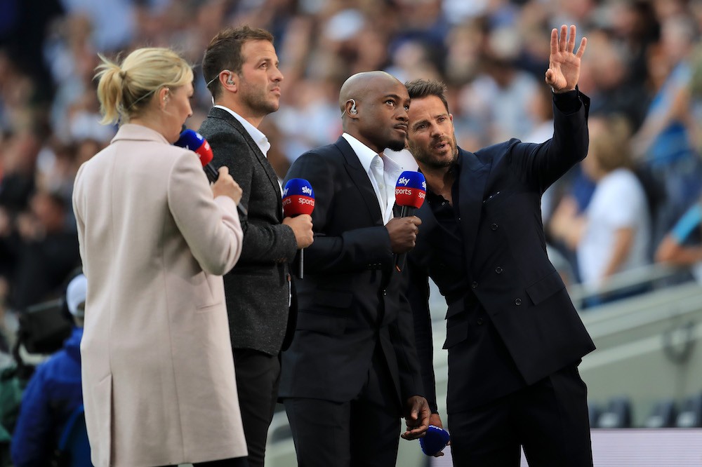 LONDON, ENGLAND: Sky Sports presenter Kelly Cates and former footballers Rafael van der Vaart, Nigel Reo-Coker, and Jamie Redknapp prior to the Premier League match between Tottenham Hotspur and Aston Villa at Tottenham Hotspur Stadium on August 10, 2019. (Photo by Marc Atkins/Getty Images)