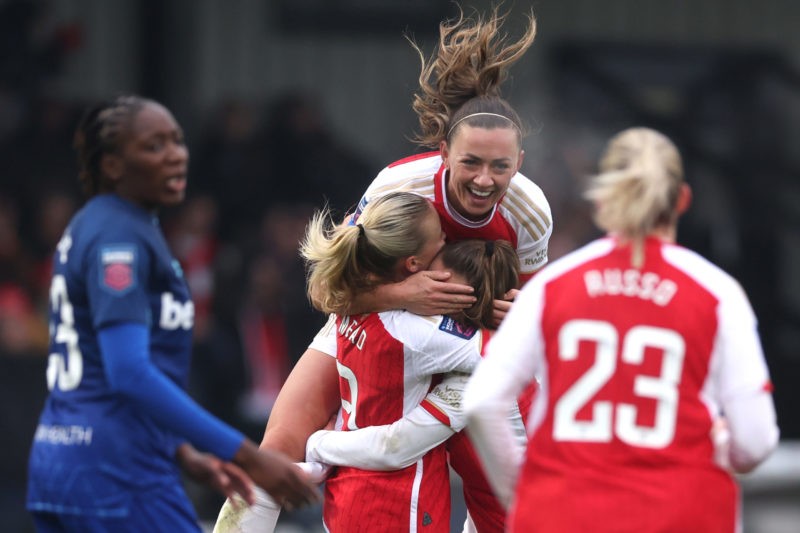 BOREHAMWOOD, ENGLAND - NOVEMBER 26: Beth Mead of Arsenal celebrates with team mate Katie McCabe after she scores her sides third goal during the Barclays Women´s Super League match between Arsenal FC and West Ham United at Meadow Park on November 26, 2023 in Borehamwood, England. (Photo by Alex Pantling/Getty Images)