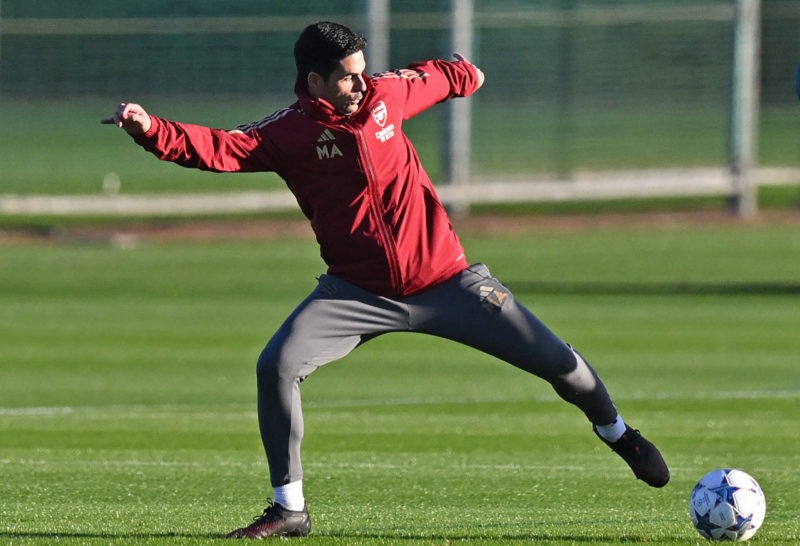 Arsenal's Spanish manager Mikel Arteta controls the ball during a team training session at Arsenal's training ground in north London on November 7, 2023, on the eve of their UEFA Champions League Group B football match against Sevilla FC. (Photo by GLYN KIRK/AFP via Getty Images)