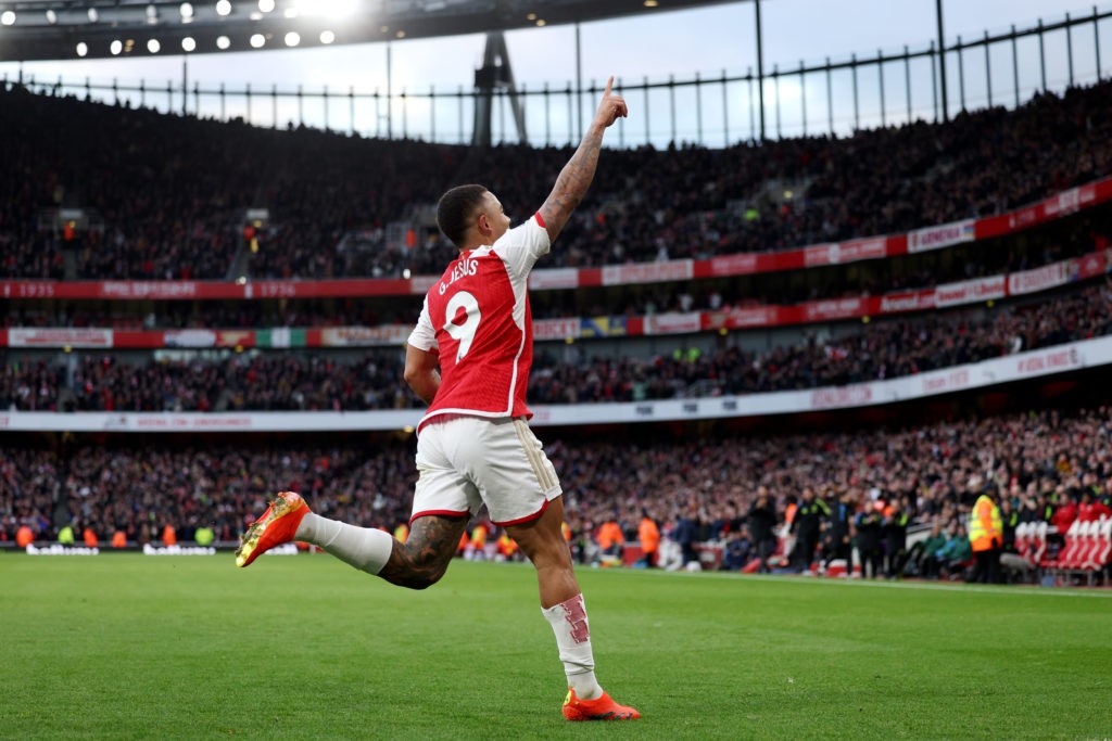 LONDON, ENGLAND - DECEMBER 17: Gabriel Jesus of Arsenal celebrates after scoring their team's first goal during the Premier League match between Arsenal FC and Brighton & Hove Albion at Emirates Stadium on December 17, 2023 in London, England. (Photo by Richard Heathcote/Getty Images)