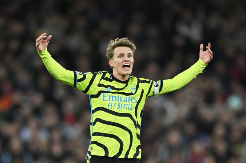 BIRMINGHAM, ENGLAND - DECEMBER 09: Martin Odegaard of Arsenal reacts during the Premier League match between Aston Villa and Arsenal FC at Villa Park on December 09, 2023 in Birmingham, England. (Photo by Shaun Botterill/Getty Images)