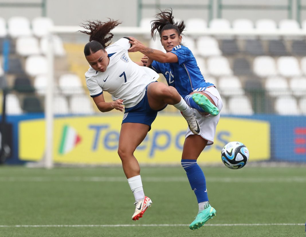 VERCELLI, ITALY: Ebony Salmon of England competes for the ball with Benedetta Orsi of Italy during the Women's U23 European League between Italy and England at Silvio Piola Stadium on October 26, 2023. (Photo by Marco Luzzani/Getty Images)
