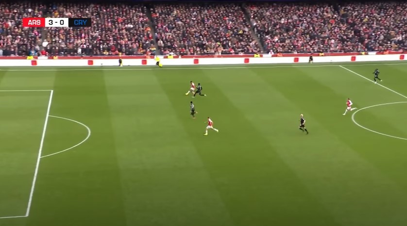 Even without the lines, the Leandro Trossard "offside" seemed clear (Image via Arsenal.com)