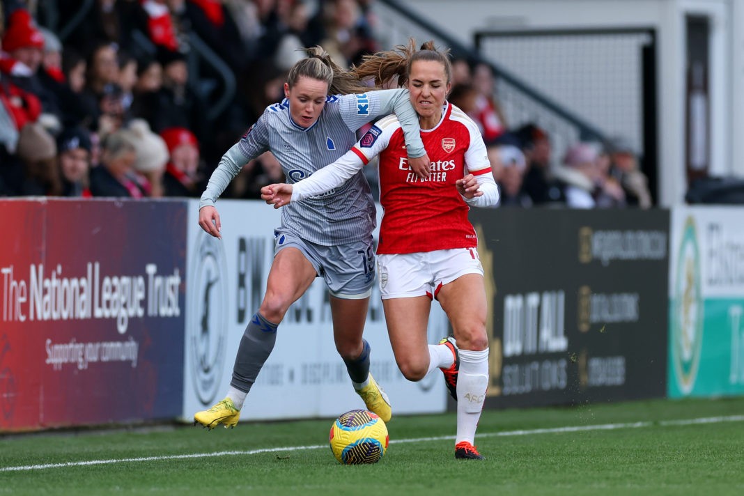 BOREHAMWOOD, ENGLAND - JANUARY 20: Heather Payne of Everton battles for possession with Lia Waelti of Arsenal during the Barclays Women's Super League match between Arsenal FC and Everton FC at Meadow Park on January 20, 2024 in Borehamwood, England. (Photo by Catherine Ivill/Getty Images)