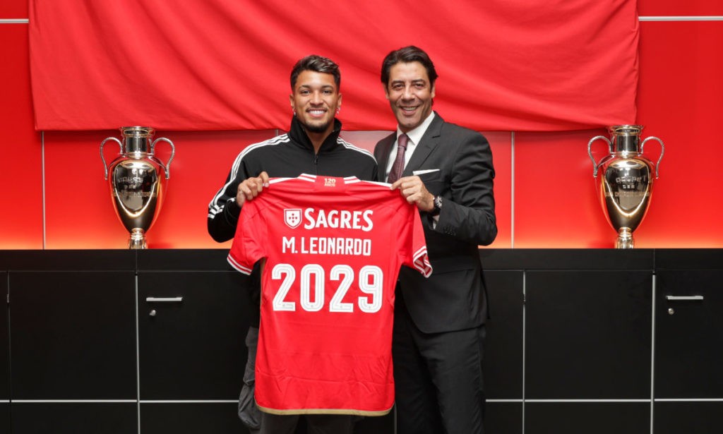 Marcos Leonardo signs for Benfica until 2029 (Photo via SLBenfica.pt)