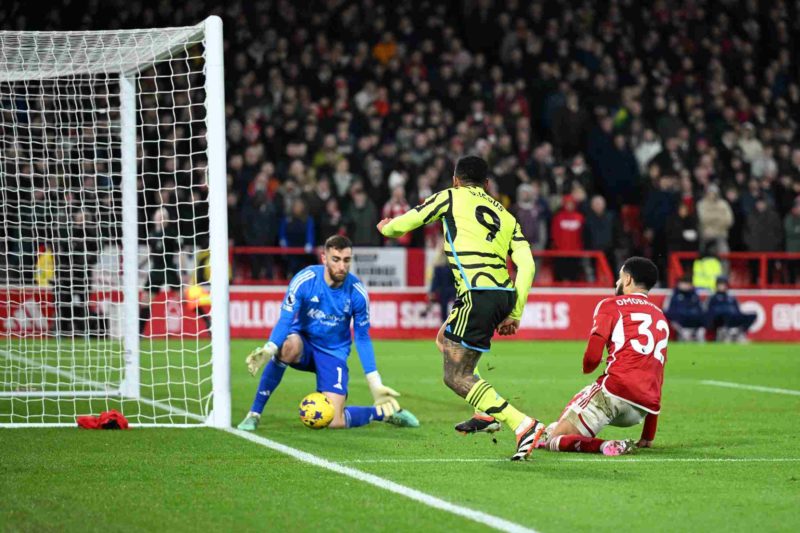 NOTTINGHAM, ENGLAND - JANUARY 30: Gabriel Jesus of Arsenal scores his team's first goal during the Premier League match between Nottingham Forest and Arsenal FC at City Ground on January 30, 2024 in Nottingham, England. (Photo by Michael Regan/Getty Images)